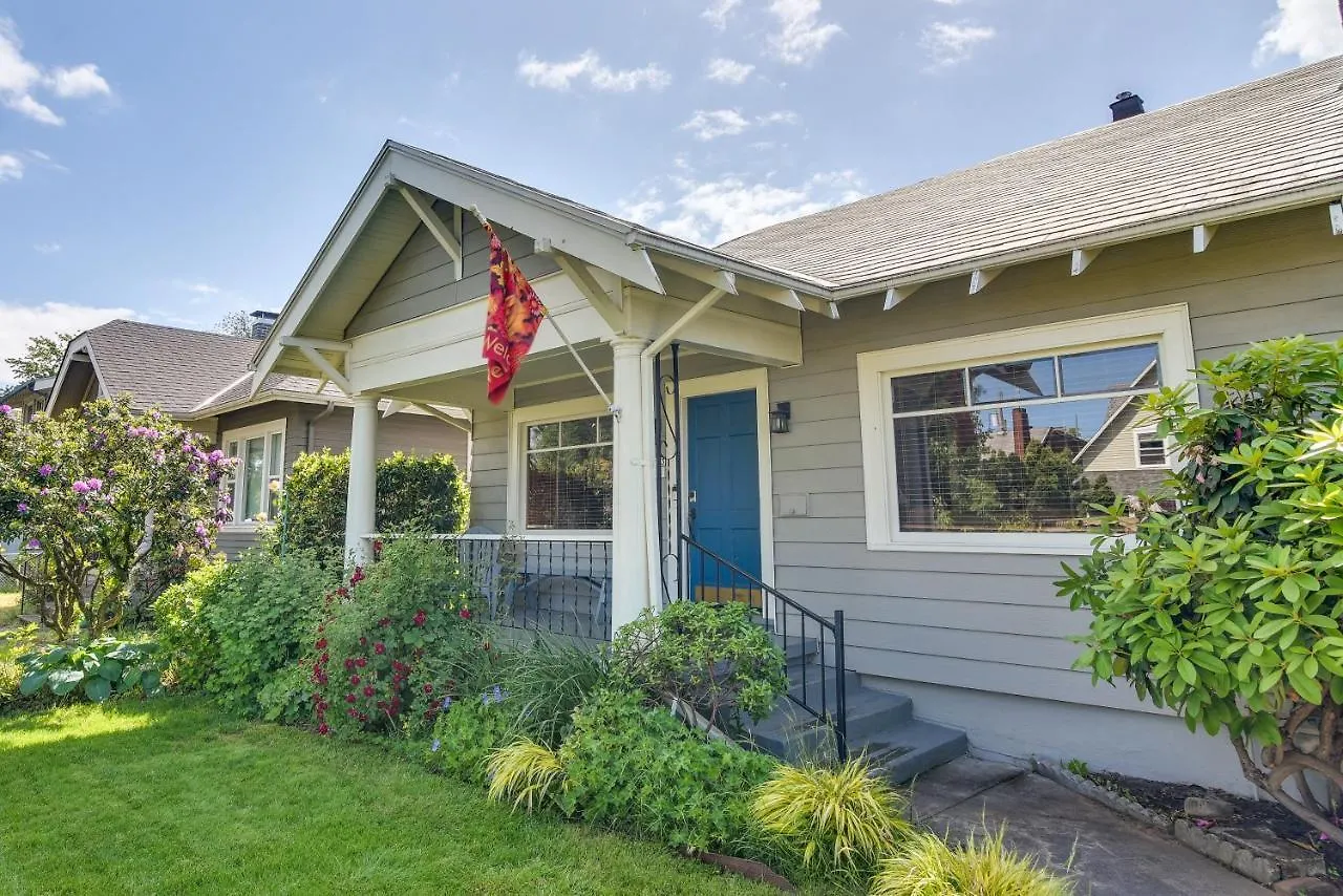 Holiday home Portland Home Private Hot Tub, Porch And Patio United States